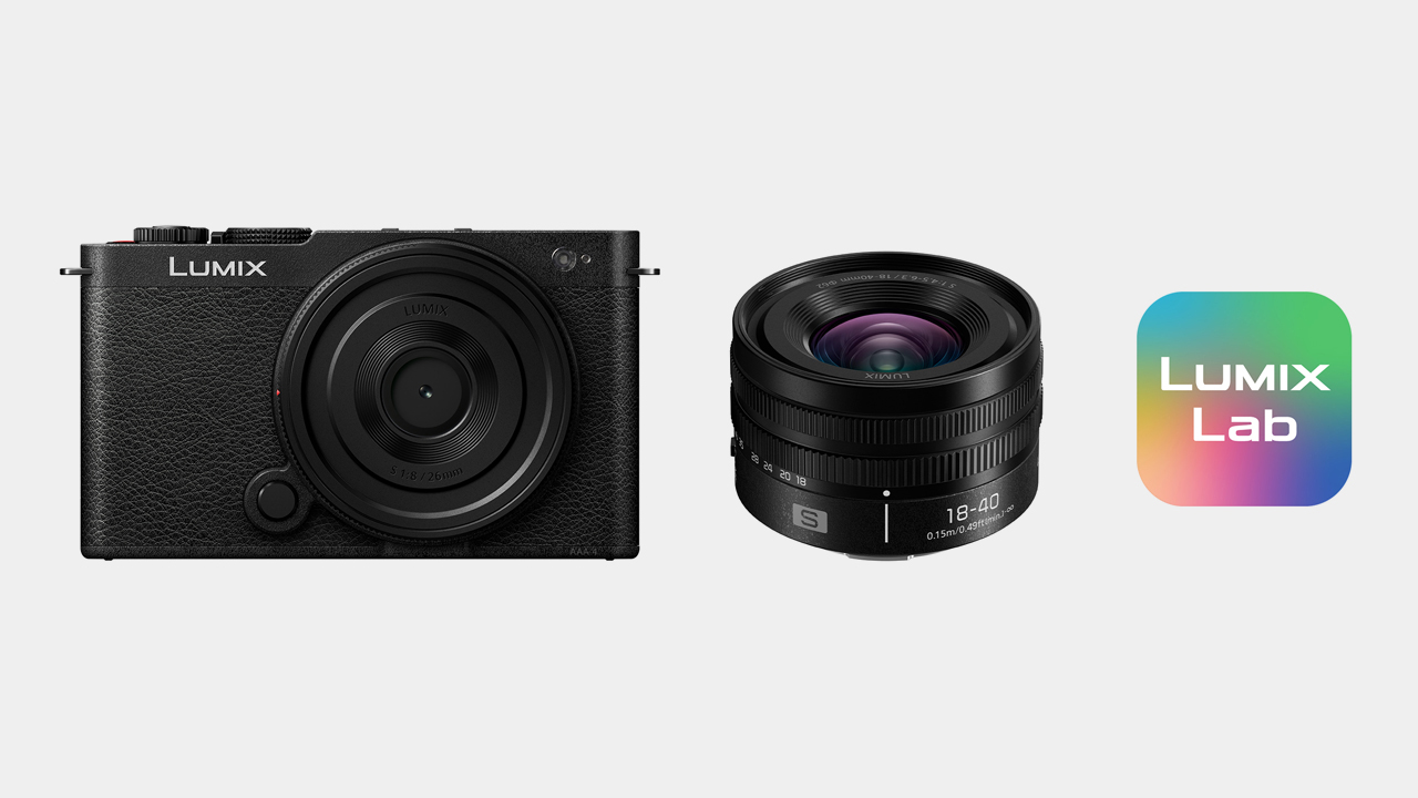 LUMIX S Full Frame Camera / LUMIX S Camera Lens 26mm F8, 18-40mm F4.5-6.3 / Smartphone app DC-S9 / F8 S-R26, S-R1840E / Lumix Lab