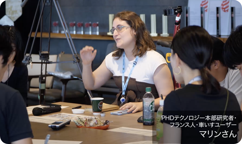 Photo: People talking in a workshop