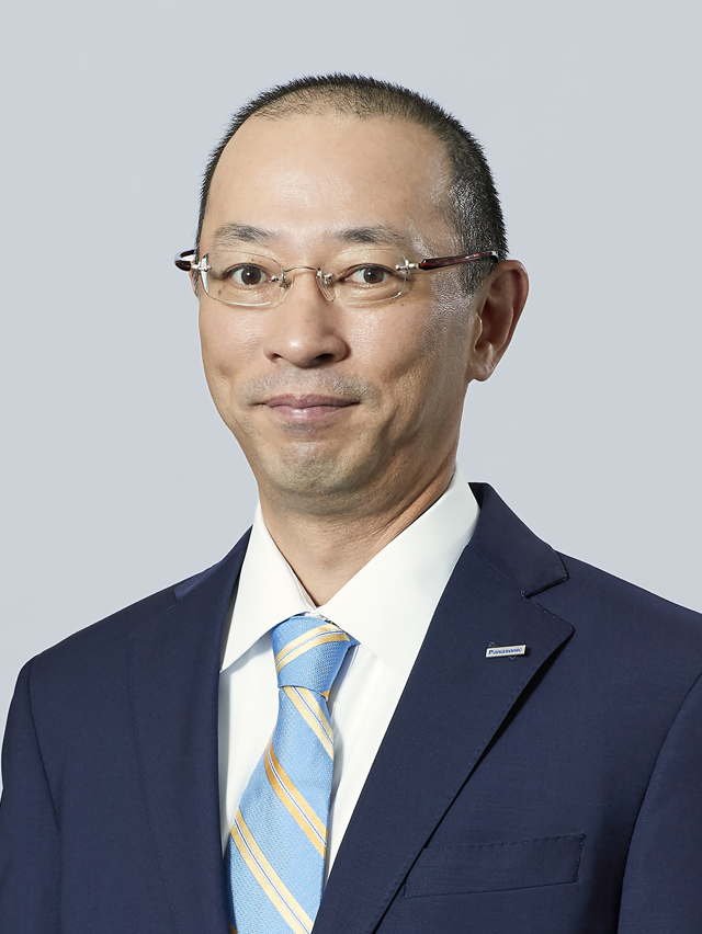 Portrait photo:Masaharu Nakayama