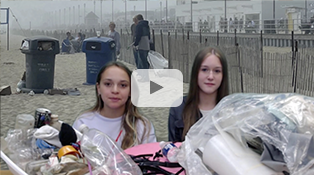 Refilling Station to Combat Water Pollution / USA