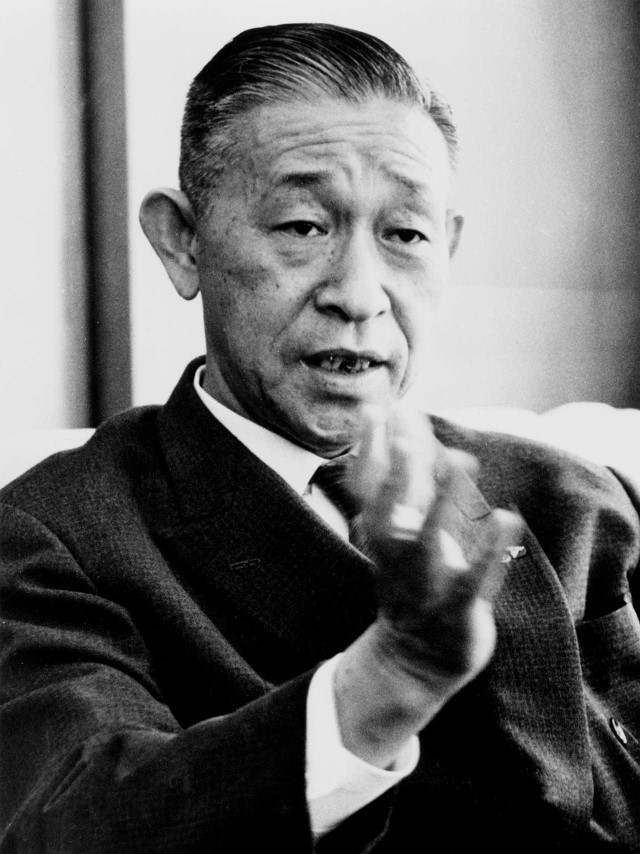 顔写真：松下幸之助