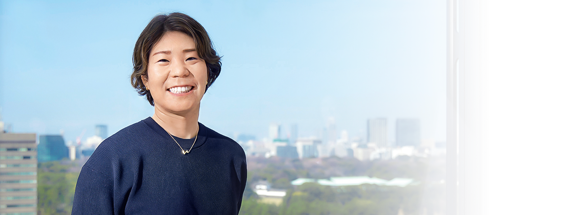 穴井詩選手 写真