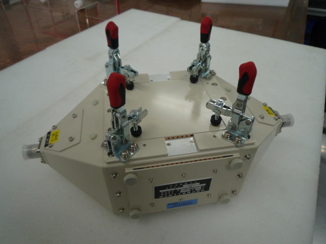 半導体EMC評価用のTEMセル