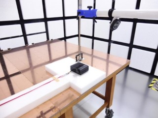 アンテナ近接照射試験（MAX 20W）