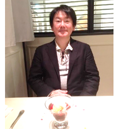 カフェにて