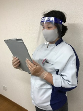 フェイスシールド、マスク、 手袋の着用