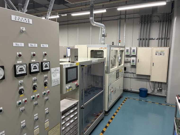 電気安全試験室