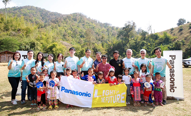 Panasonic Group donates 1,200 solar lanterns to off-grid areas in four Asian countries