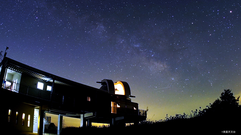 写真：美しい星空が広がる岡山県井原市美星町（いばらし びせいちょう）
