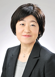 写真:湯川夏子(ゆかわなつこ)先生肖像