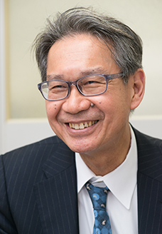 歯と口の健康を語る水口先生