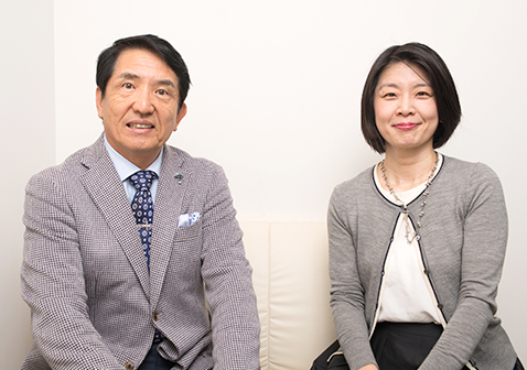 (左)太田亟慈(おおたじょうじ)先生、(右)パナソニック(株) デザイン戦略室 中尾洋子