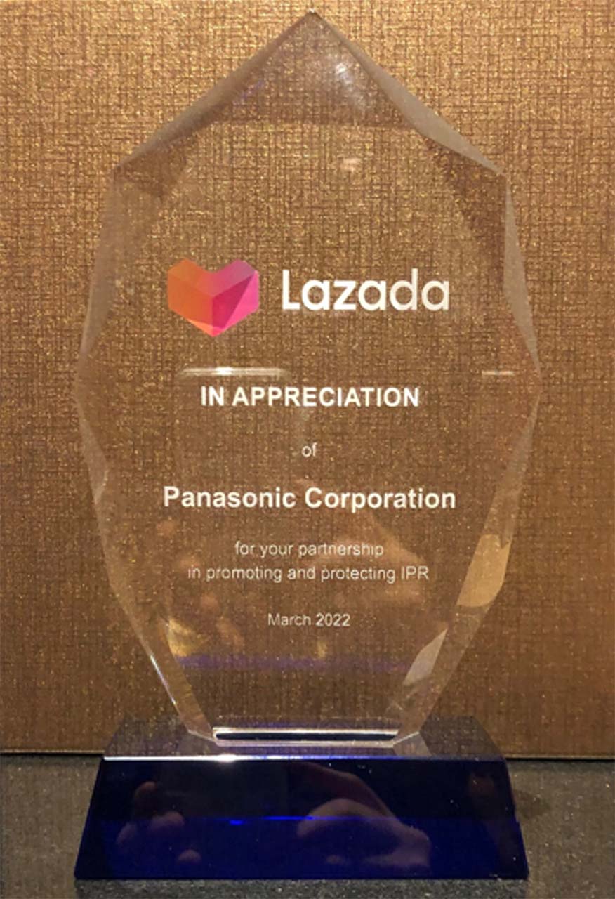 Plaque awarded by Lazada