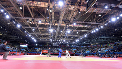 Photo: Panoramic view of a judo match at an indoor venue of the Olympic Games London 2012