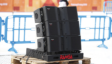 Photo of RAMSA line-array speakers installed at the PyeongChang 2018 Winter Games alpine skiing venue