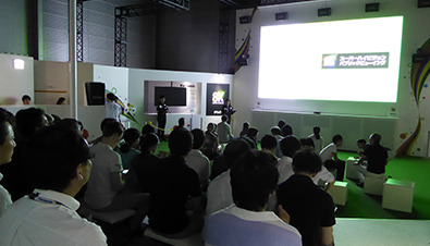 Photo: Spectators watching an event in 8K at a public viewing held at the Panasonic Center Tokyo