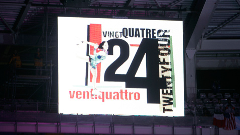 写真：トリノ冬季オリンピック会場に設置された大型映像表示装置アストロビジョン
