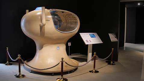 ものづくりイズム館に展示中の人間洗濯機の写真