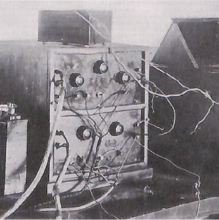 写真：初期のブラウン管受像機、1927年撮影