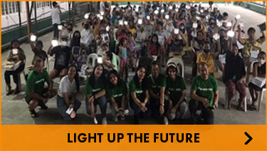 ランタンの寄贈を通じてフィリピンの人々に平等に勉強できる機会を（フィリピン）