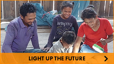 【活動レポート】夜間の子どもの学習や家族との交流に貢献（カンボジア）