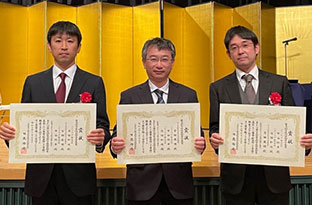 写真：左から深田さん、吉田さん、中谷さん